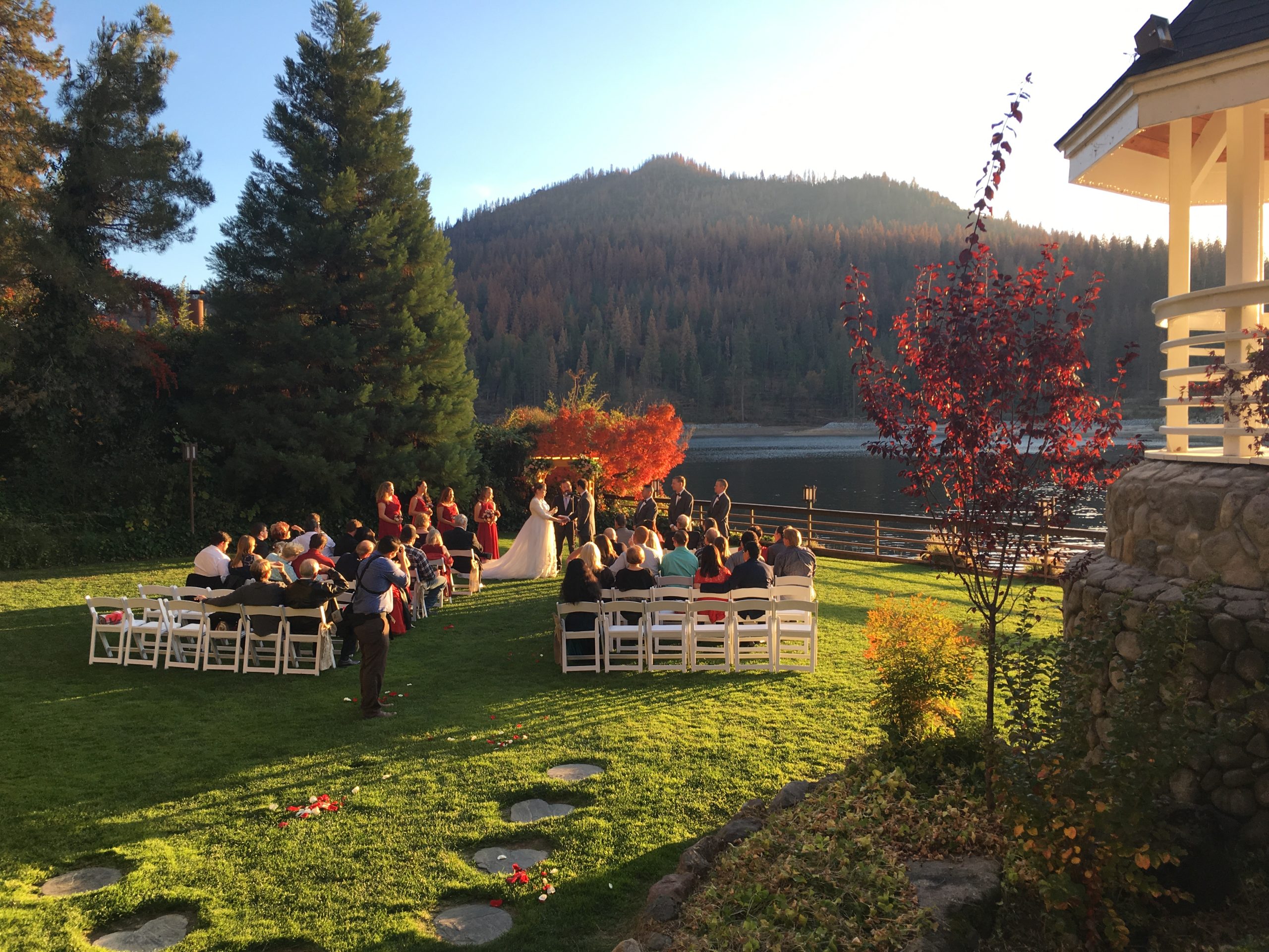 Lakefront Wedding Lawn